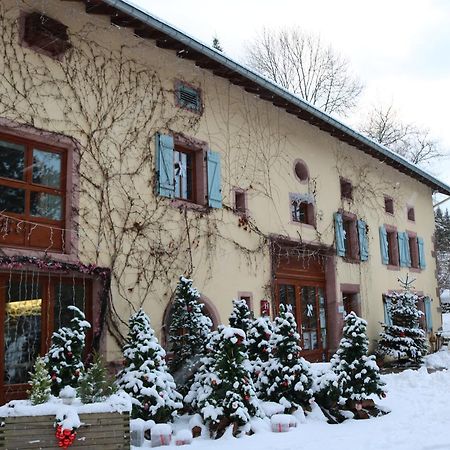 Auberge De La Charriole Taintrux Eksteriør billede