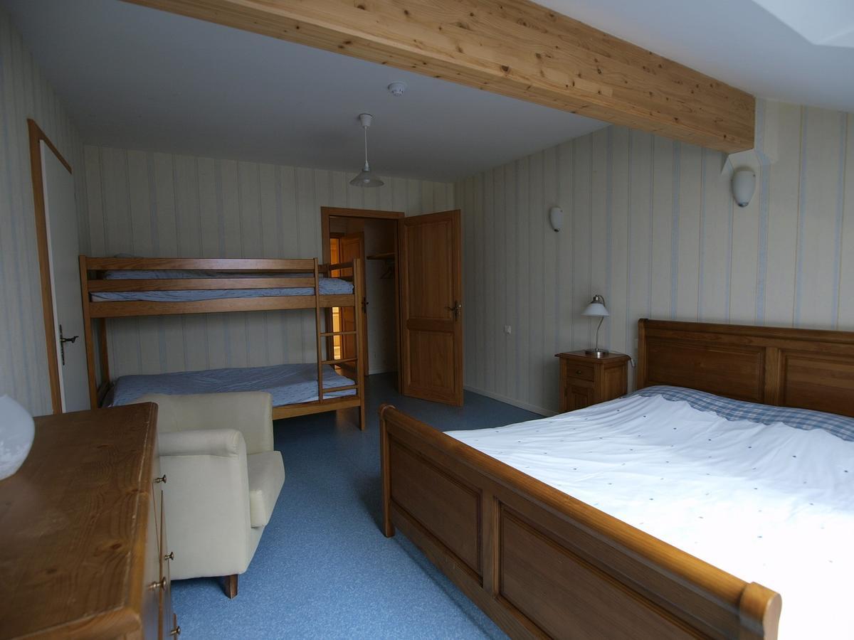 Auberge De La Charriole Taintrux Eksteriør billede